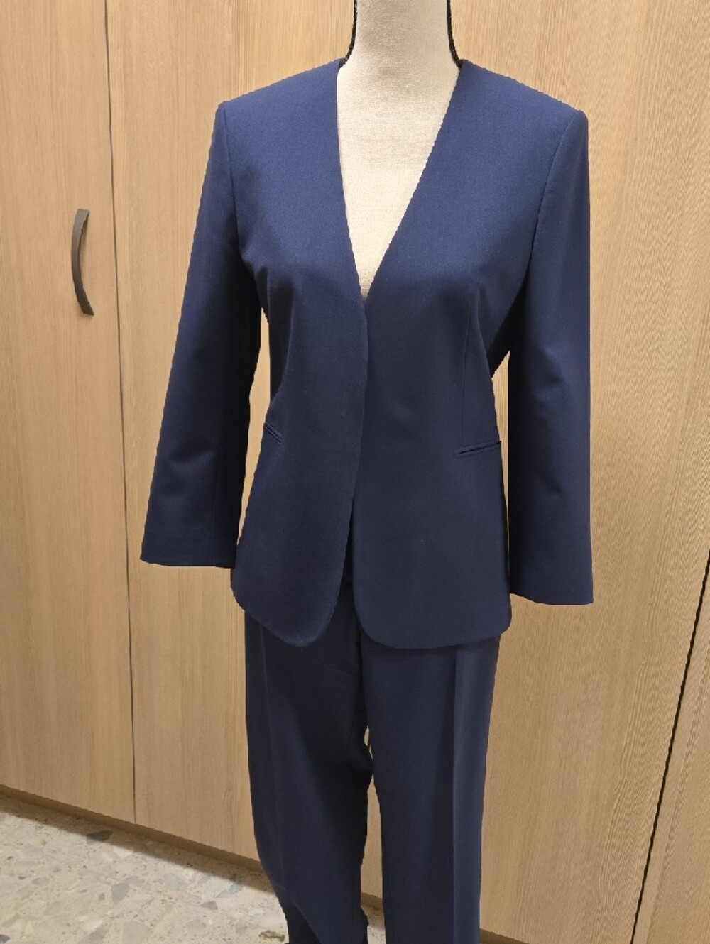 Theory Women's Royal Navy Collarless Blazer and Trousers